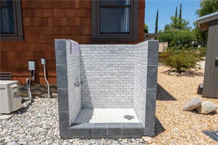 Dog washing station with hot & cold water