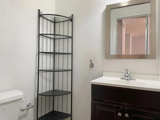 5090 Plaza Corona, Santa Clara, California 95054