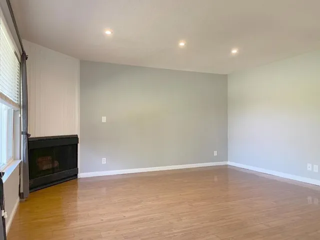 5090 Plaza Corona, Santa Clara, California 95054