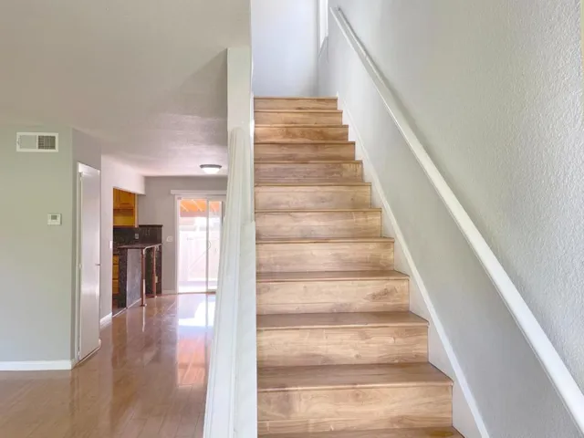 5090 Plaza Corona, Santa Clara, California 95054