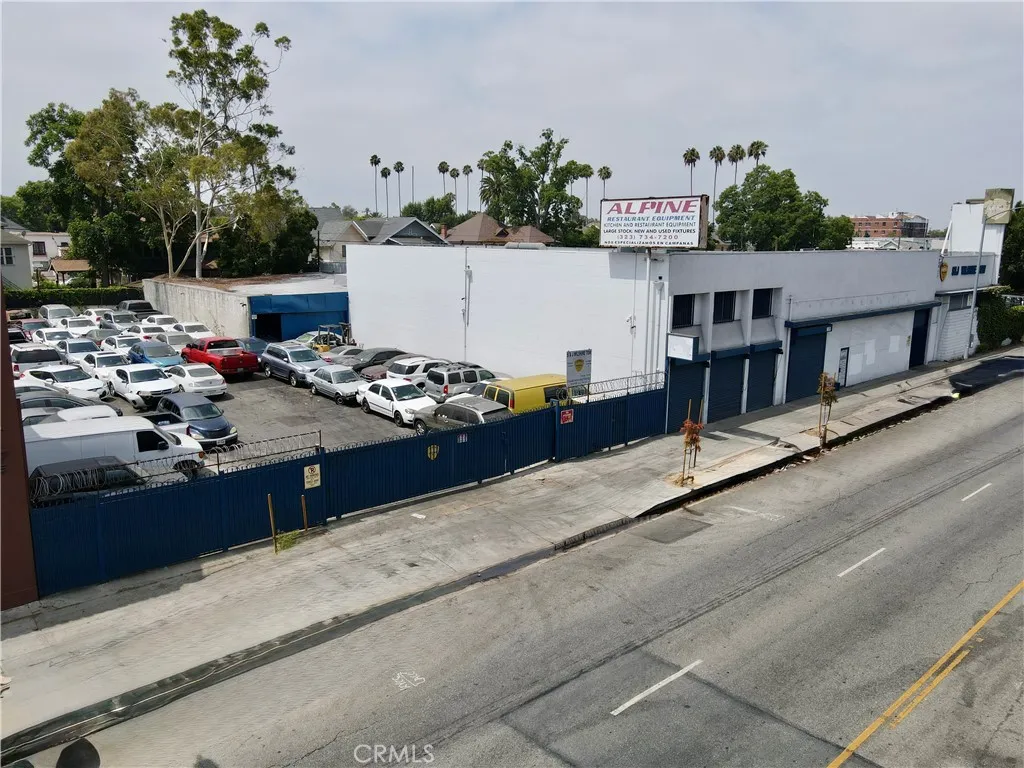2378 W Washington Blvd