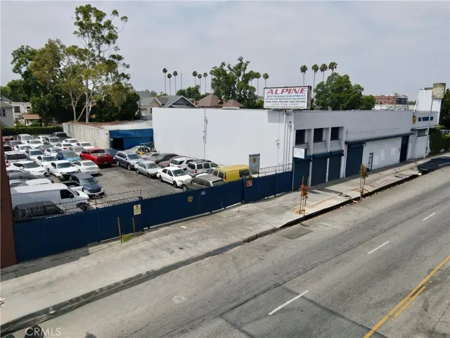 2378 W Washington Boulevard, Los Angeles, California 90018