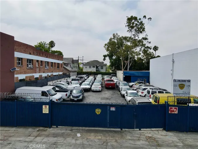 2378 W Washington Boulevard, Los Angeles, California 90018
