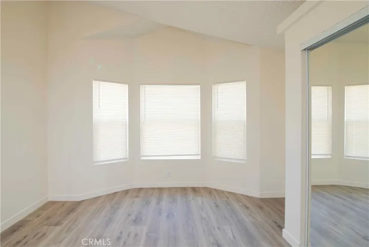20000 165 Northcliff 165, Canyon Country, California 91351