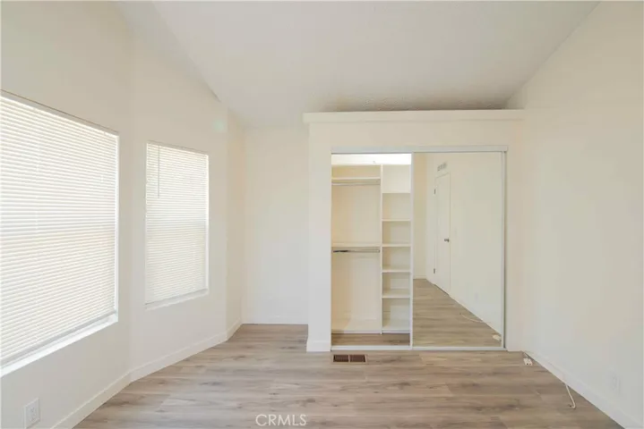 20000 165 Northcliff 165, Canyon Country, California 91351