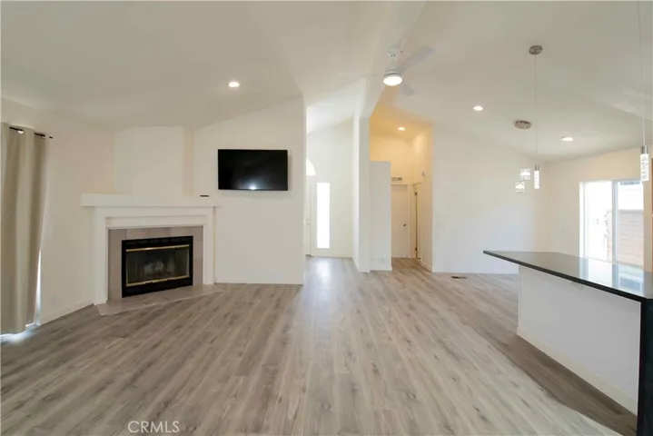 20000 165 Northcliff 165, Canyon Country, California 91351