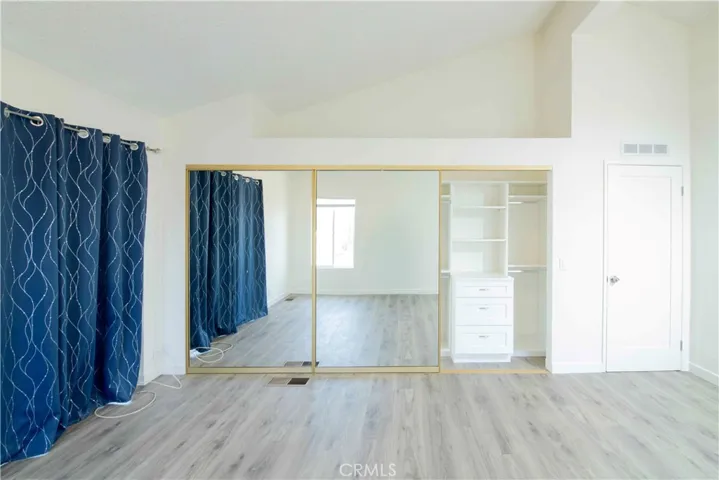 20000 165 Northcliff 165, Canyon Country, California 91351