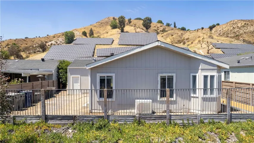 20000 165 Northcliff 165, Canyon Country, California 91351
