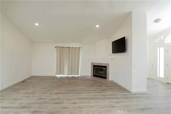20000 165 Northcliff 165, Canyon Country, California 91351
