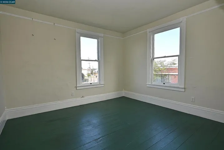 979 Grace Ave, Oakland, California 94608