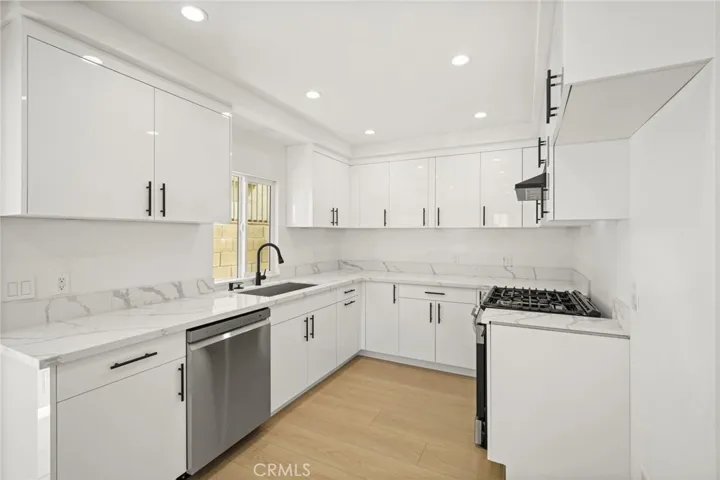 7010 Lennox Avenue, Van Nuys, California 91405