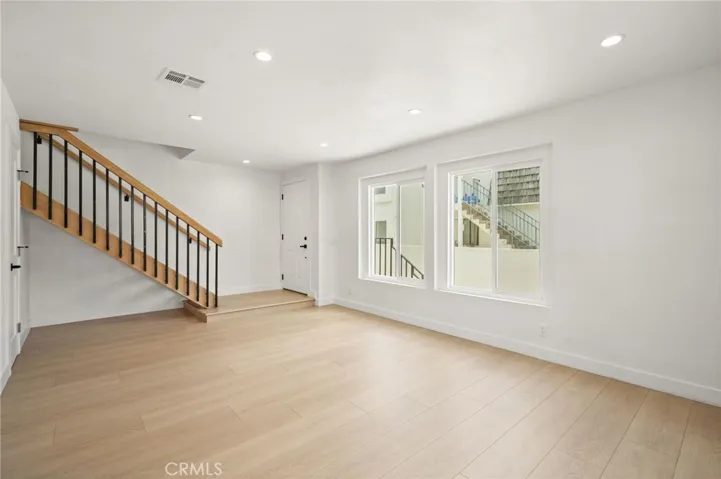 7010 Lennox Avenue, Van Nuys, California 91405