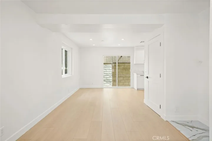 7010 Lennox Avenue, Van Nuys, California 91405