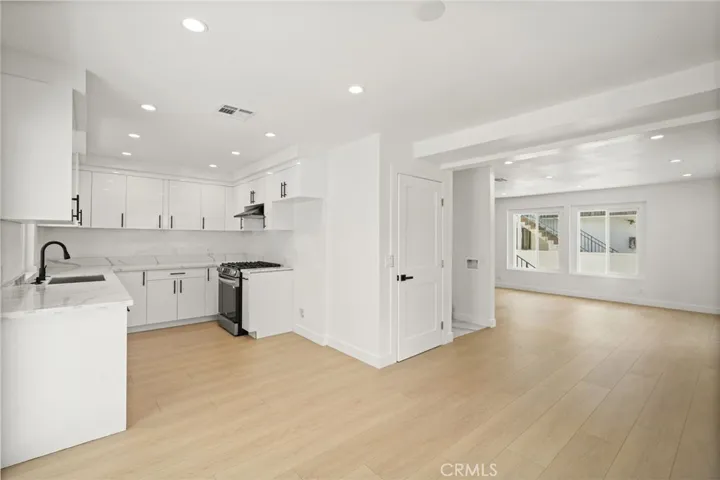 7010 Lennox Avenue, Van Nuys, California 91405