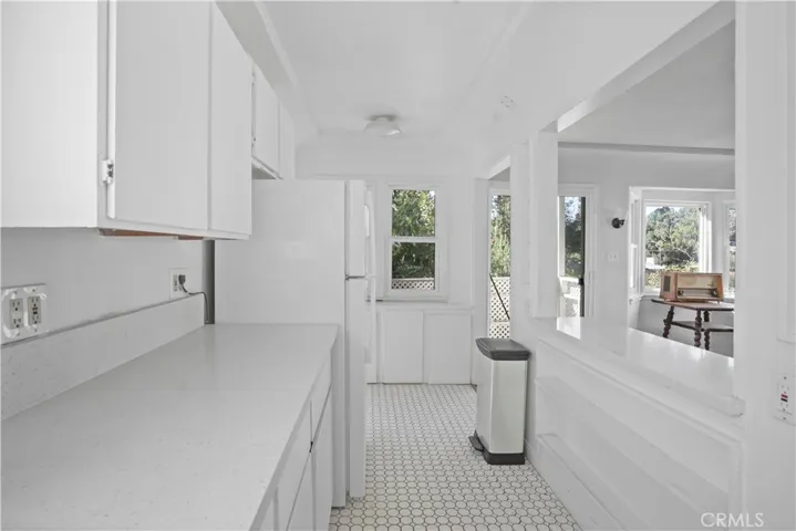 2313 Glendale Boulevard, Los Angeles, California 90039