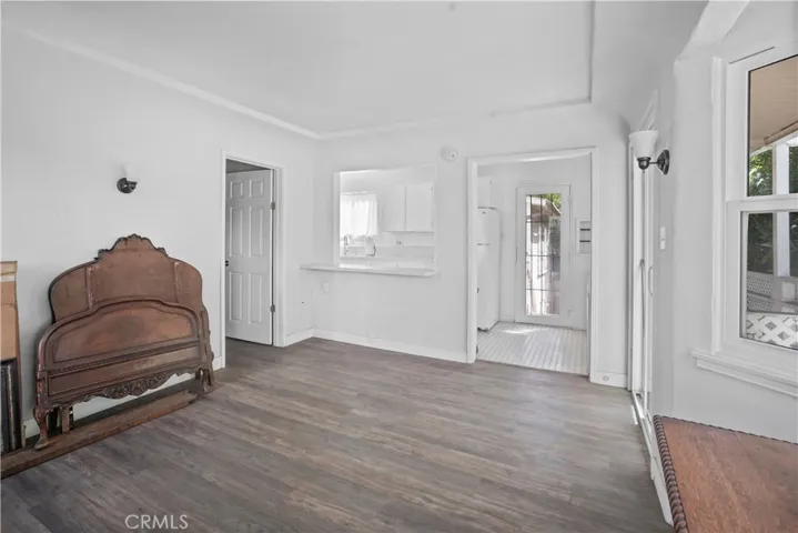 2313 Glendale Boulevard, Los Angeles, California 90039