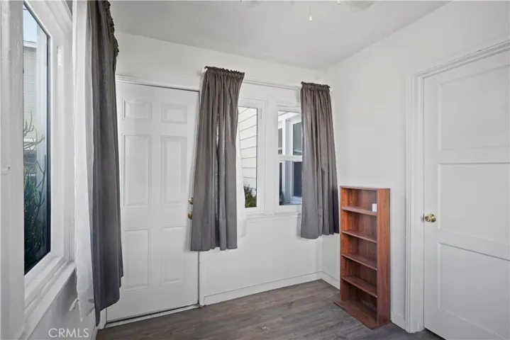 2313 Glendale Boulevard, Los Angeles, California 90039