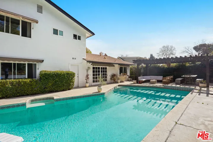Large pool