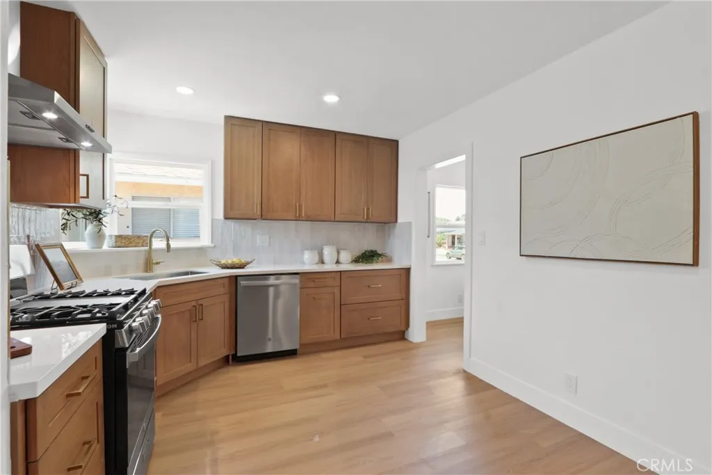 5113 Adenmoor Avenue, Lakewood, California 90713 — photo 4