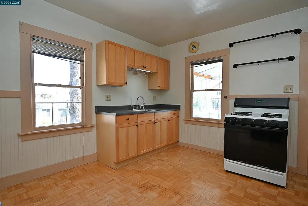 Upper Unit