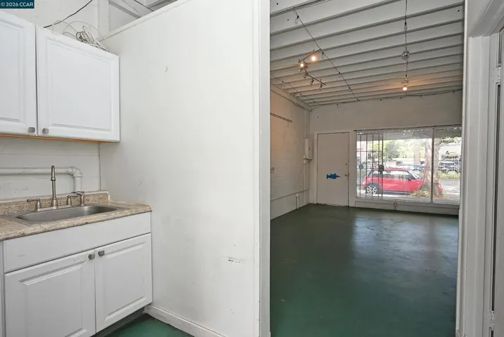 Commercial Space Sink