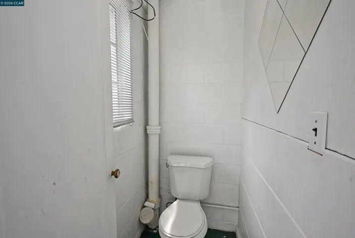 Commercial Space Bath