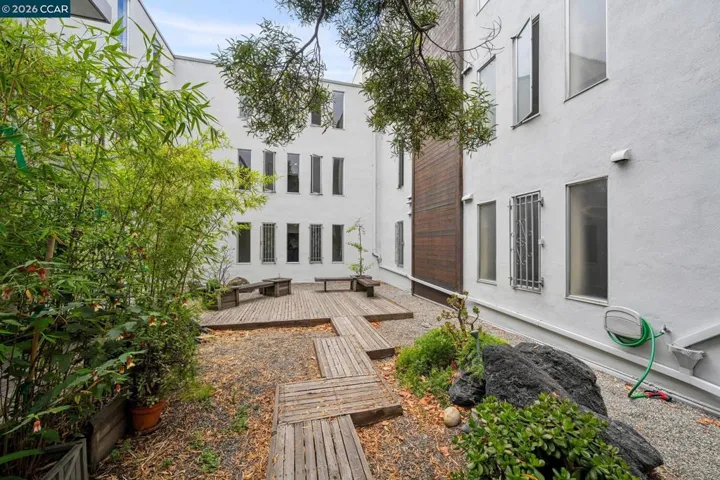 758 Kingston Ave 22, Oakland, California 94611