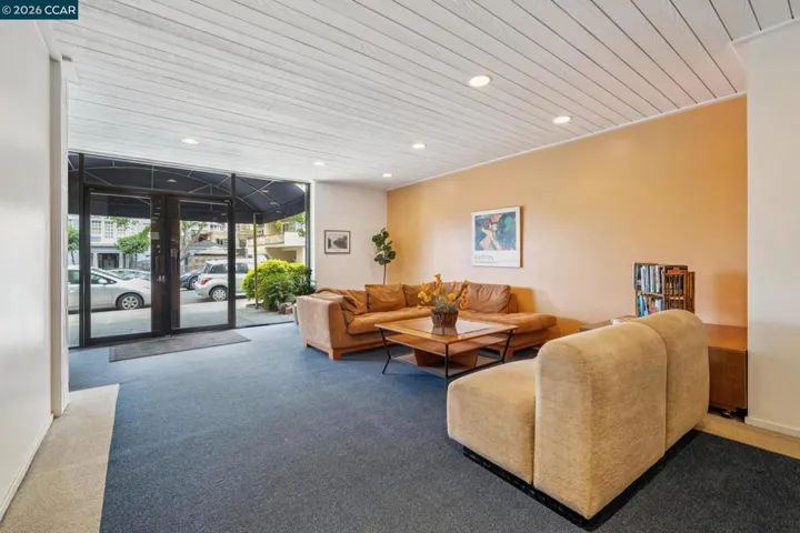 758 Kingston Ave 22, Oakland, California 94611