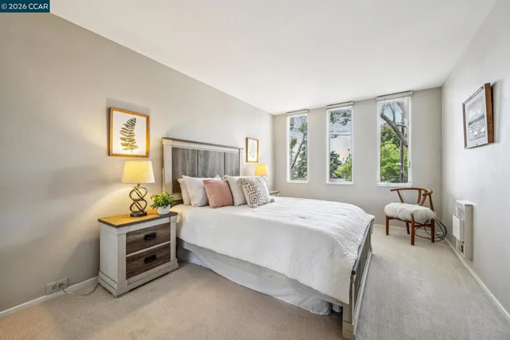 758 Kingston Ave 22, Oakland, California 94611