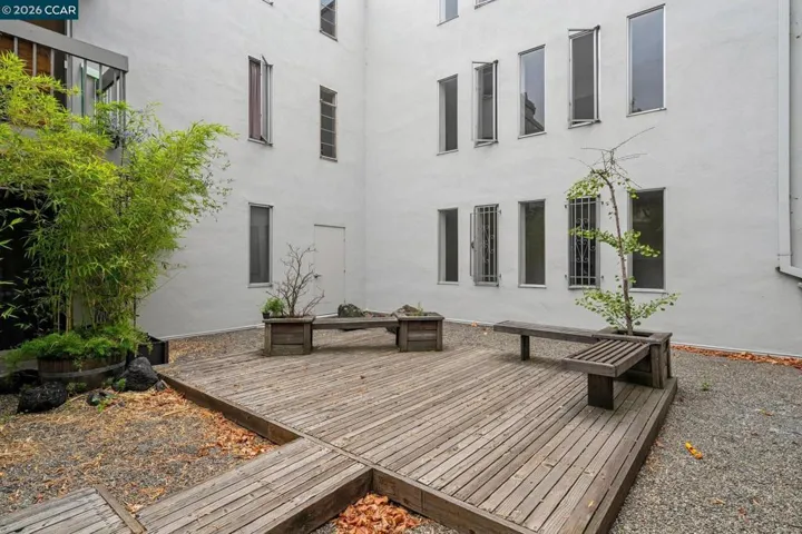 758 Kingston Ave 22, Oakland, California 94611