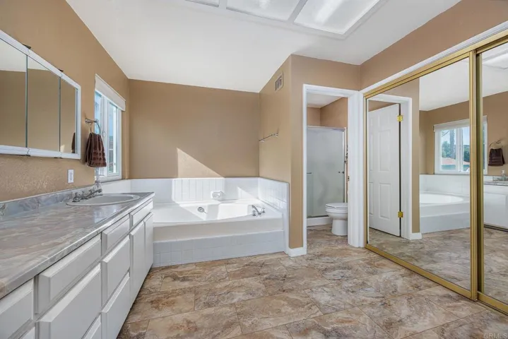 16338 Swartz Canyon Alley, Ramona, California 92065