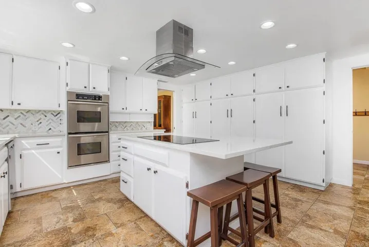 16338 Swartz Canyon Alley, Ramona, California 92065