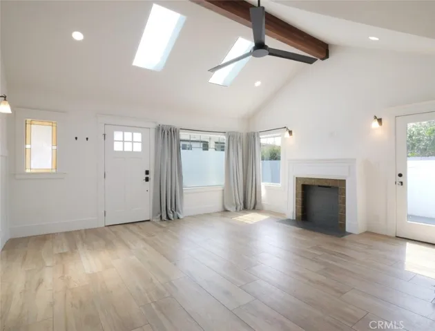 446 Living area