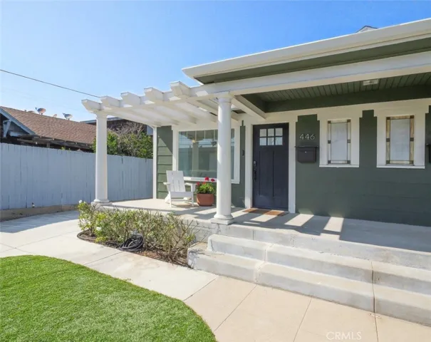 446 Frontporch