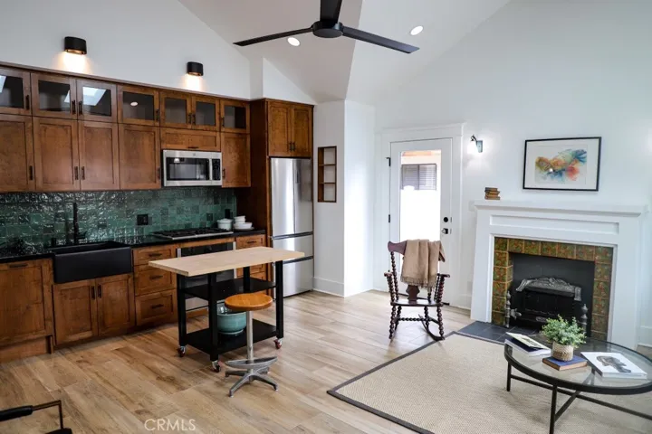 444 Great room