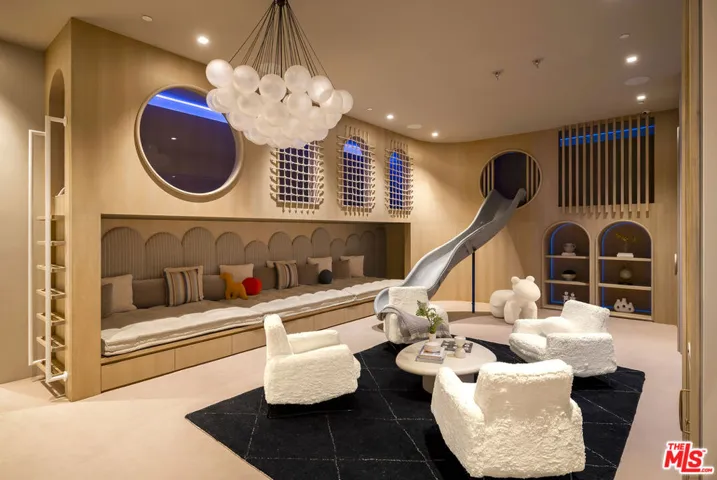 145 N Mapleton Drive, Los Angeles, California 90077
