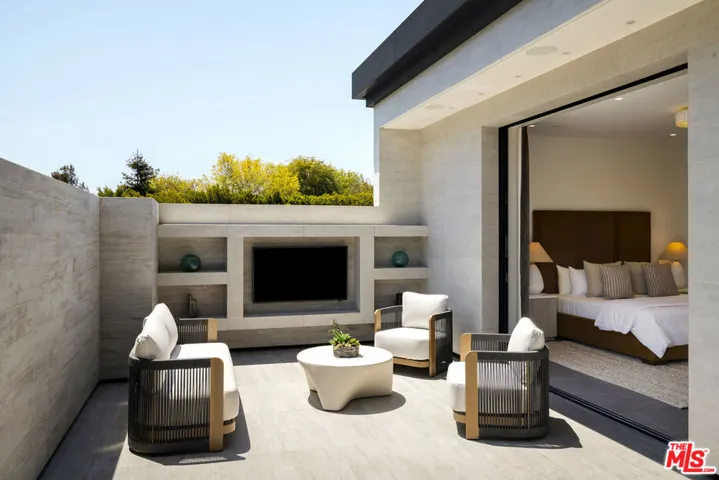 145 N Mapleton Drive, Los Angeles, California 90077