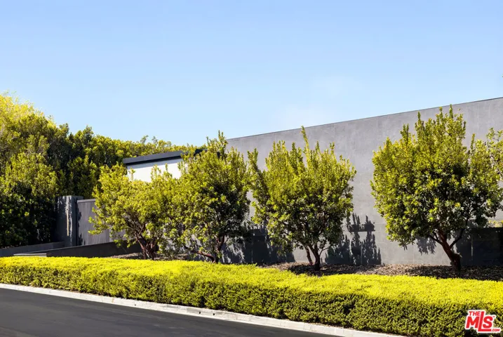 145 N Mapleton Drive, Los Angeles, California 90077