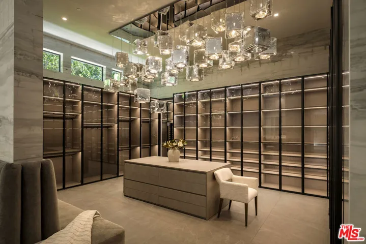 145 N Mapleton Drive, Los Angeles, California 90077