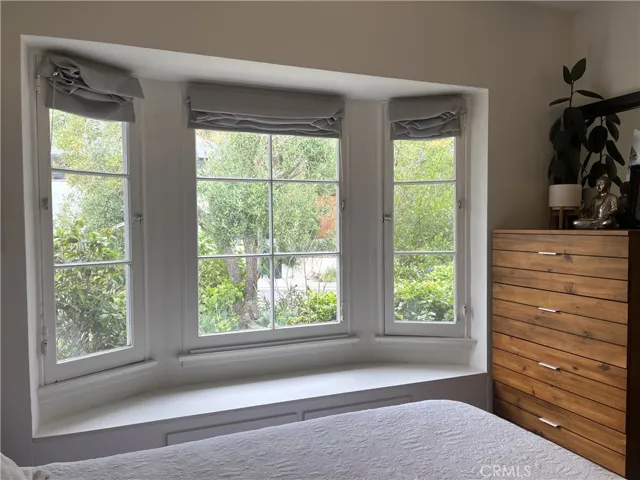 1644 Wellesley Drive, Santa Monica, California 90405