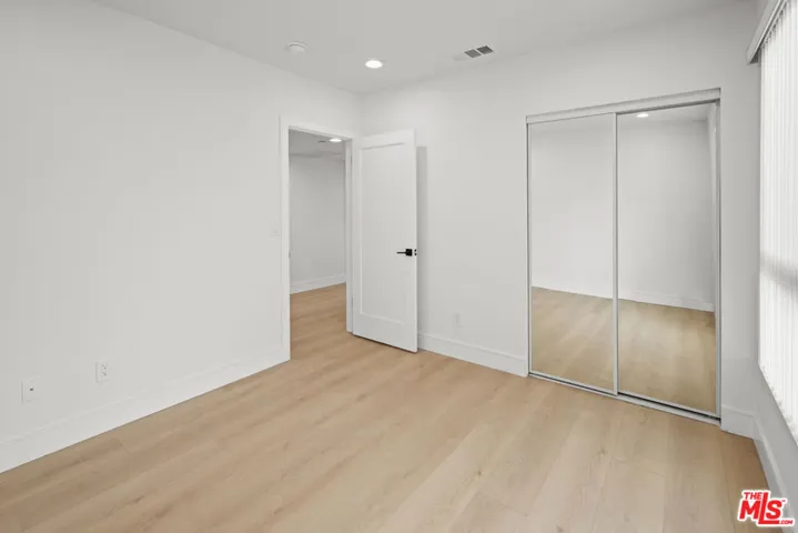 2700 Larga Drive 3045 1/2, Los Angeles, California 90039