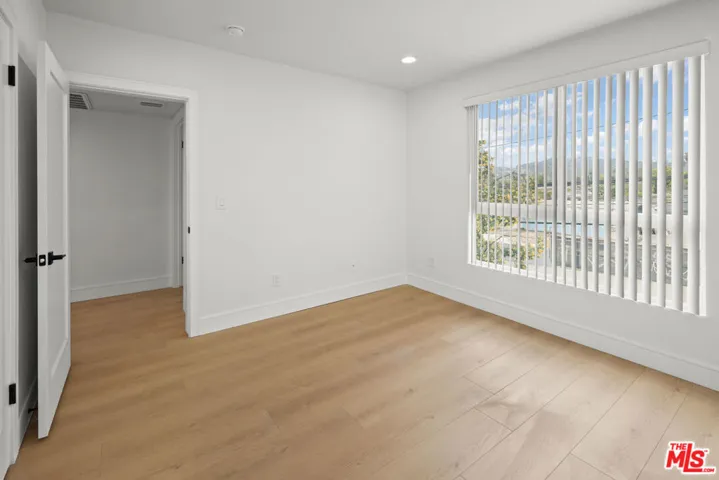 2700 Larga Drive 3045 1/2, Los Angeles, California 90039