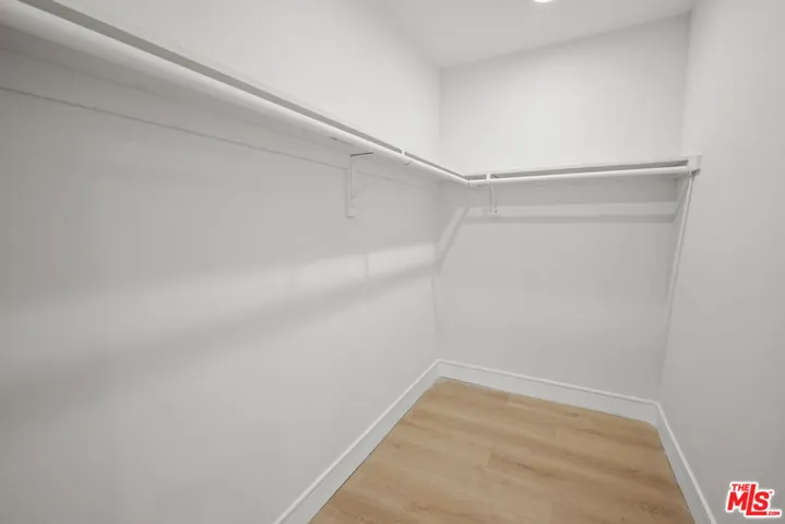 2700 Larga Drive 3045 1/2, Los Angeles, California 90039