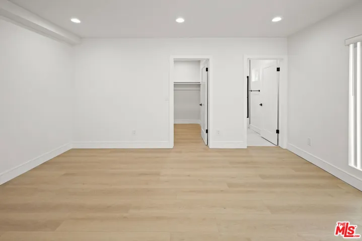 2700 Larga Drive 3045 1/2, Los Angeles, California 90039