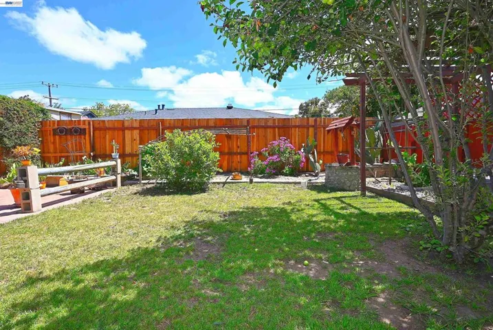 26454 Taft St, Hayward, California 94544
