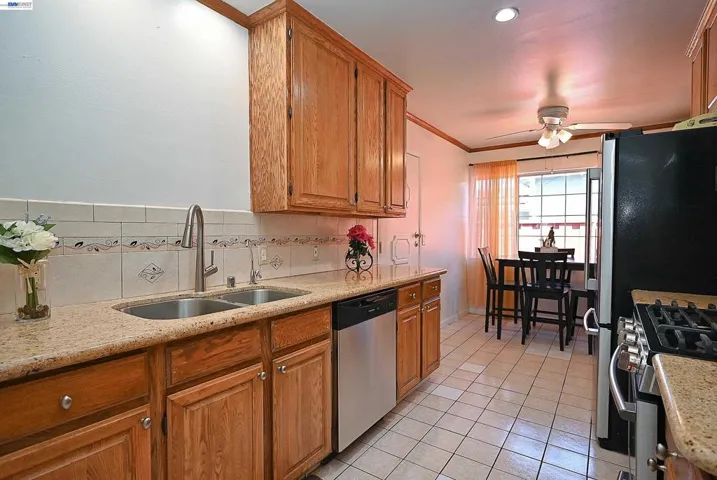 26454 Taft St, Hayward, California 94544
