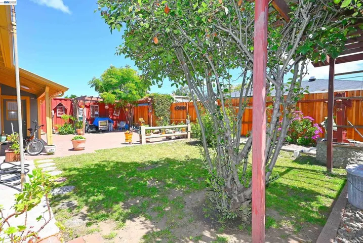 26454 Taft St, Hayward, California 94544