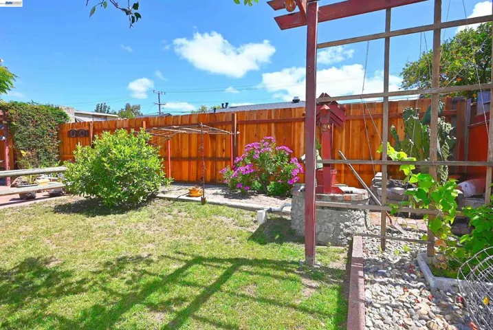 26454 Taft St, Hayward, California 94544