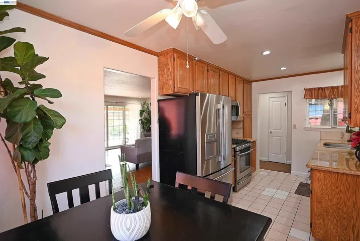 26454 Taft St, Hayward, California 94544