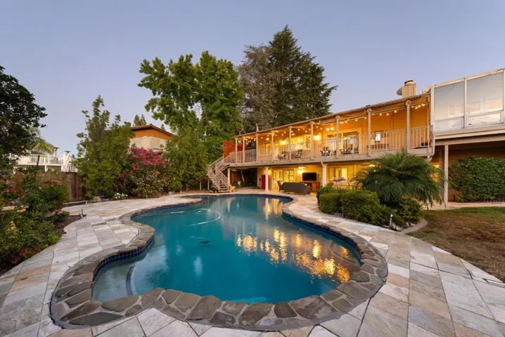 1394 Hillcrest Drive, San Jose, California 95120